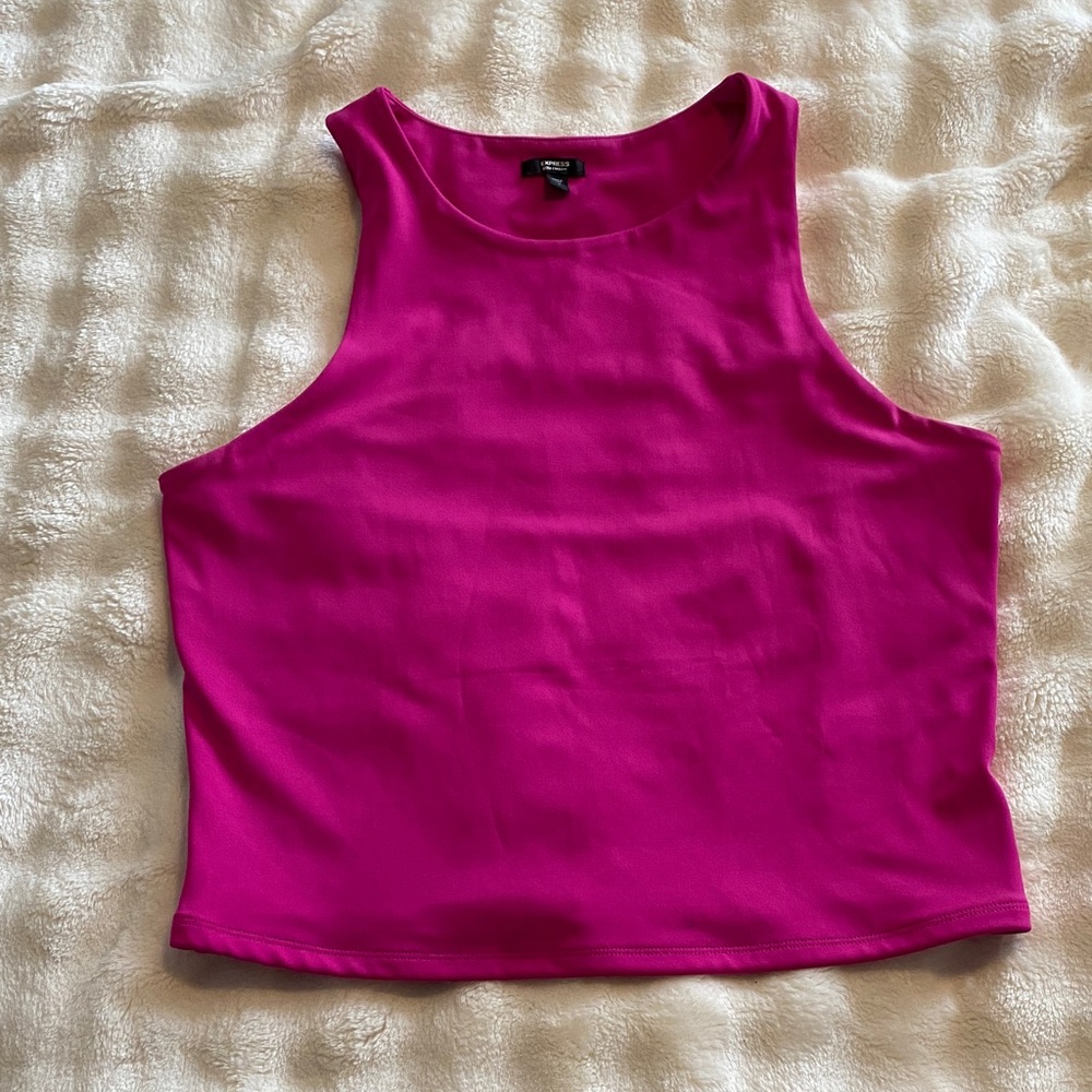 Express Body Contour Top